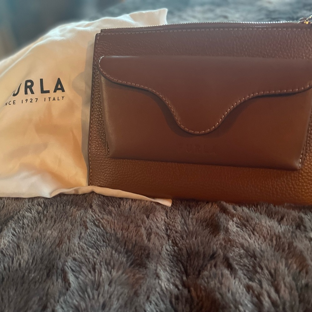 Furla Miastella Small Envelope Clutch -Brown